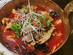 -东口码头·烧鸽子·鱼头泡饼·地方菜(金鹰悦城店)