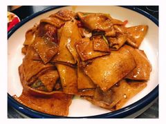 -臻吃客主题餐厅(人民路店)