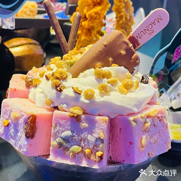 超级出片的潮火锅——拳头火锅