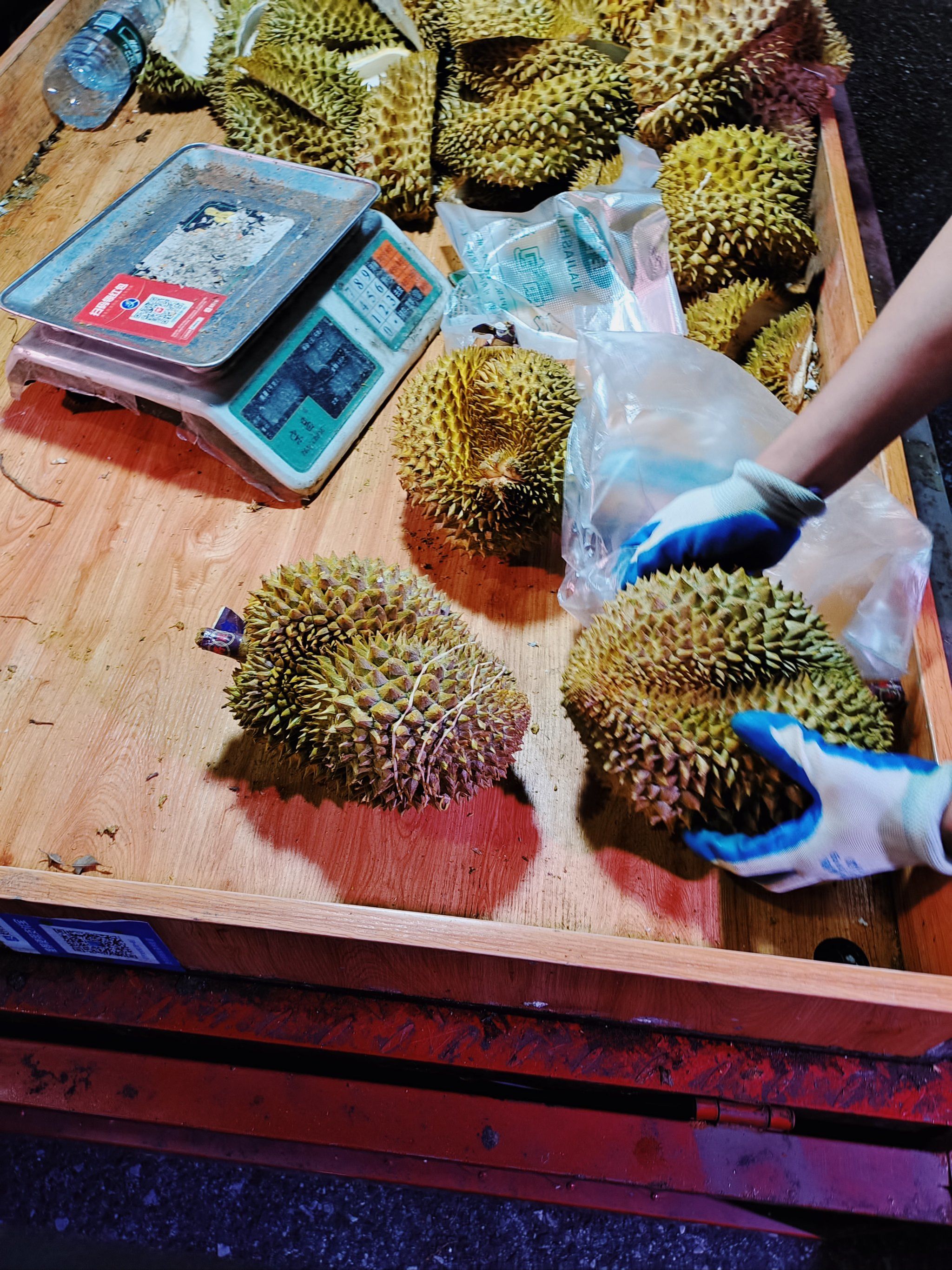 广西南宁榴莲100块两个