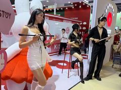 -上海跨国采购会展中心