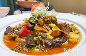 Braised Beef Brisket and Beef Tendon Stew