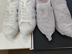 -爱革·奢品·鞋包·衣物·家居(金桥国际商业广场店)