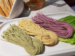 三色手工面-九孔·筒骨莲藕汤锅(大明宫万达店)