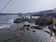 -北戴河碧螺塔海上酒吧公园