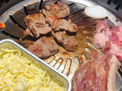 -木槿花韩式炭烤·熟成肉工坊(孙文东路店)