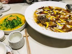 -渔语鱼酸菜鱼新川菜(来福士店)