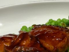 蜜豆烧汁银鳕鱼-屋里厢上海菜馆