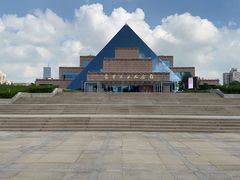 -上海市龙华烈士陵园