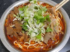 襄阳牛杂面（双拼）-薛记襄阳香辣牛肉面(平安路店)