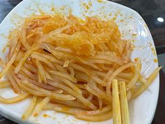 -牛一嘴·兰州牛肉面·大盘鸡(财富中心店)