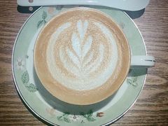 卡布奇诺-84那年咖啡馆(李沧万达店)