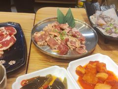 -青瓦餐厅·生鱼片·韩园烤肉(西塔店)