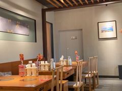 -呷哺呷哺(松北万象汇店)