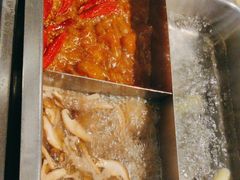 -重庆九记老火锅(广场店)