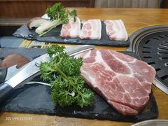 -黑豚黨韩国烤肉料理(悦然时光店)