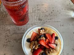 野莓核桃蜂蜜希腊酸奶-The Rug Cafe(王府中环店)