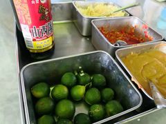 -四川小胡子海鲜(丁村万人海鲜广场店)