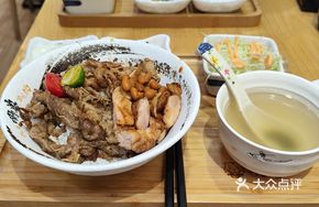 Chicken Leg and Pork Belly Rice