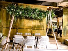 露天位-UNI UNI(环亚凯瑟琳店)