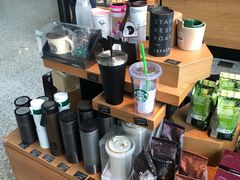 零售区-星巴克(成都机场T2店)