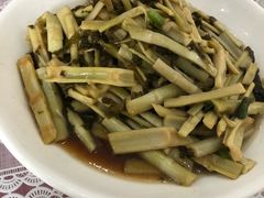 竹笋-天乐农家鱼头王(天目湖店)