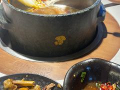 -芸山季·云南山珍菌火锅(人民广场来福士店)