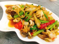 -覃记海鲜美食餐厅