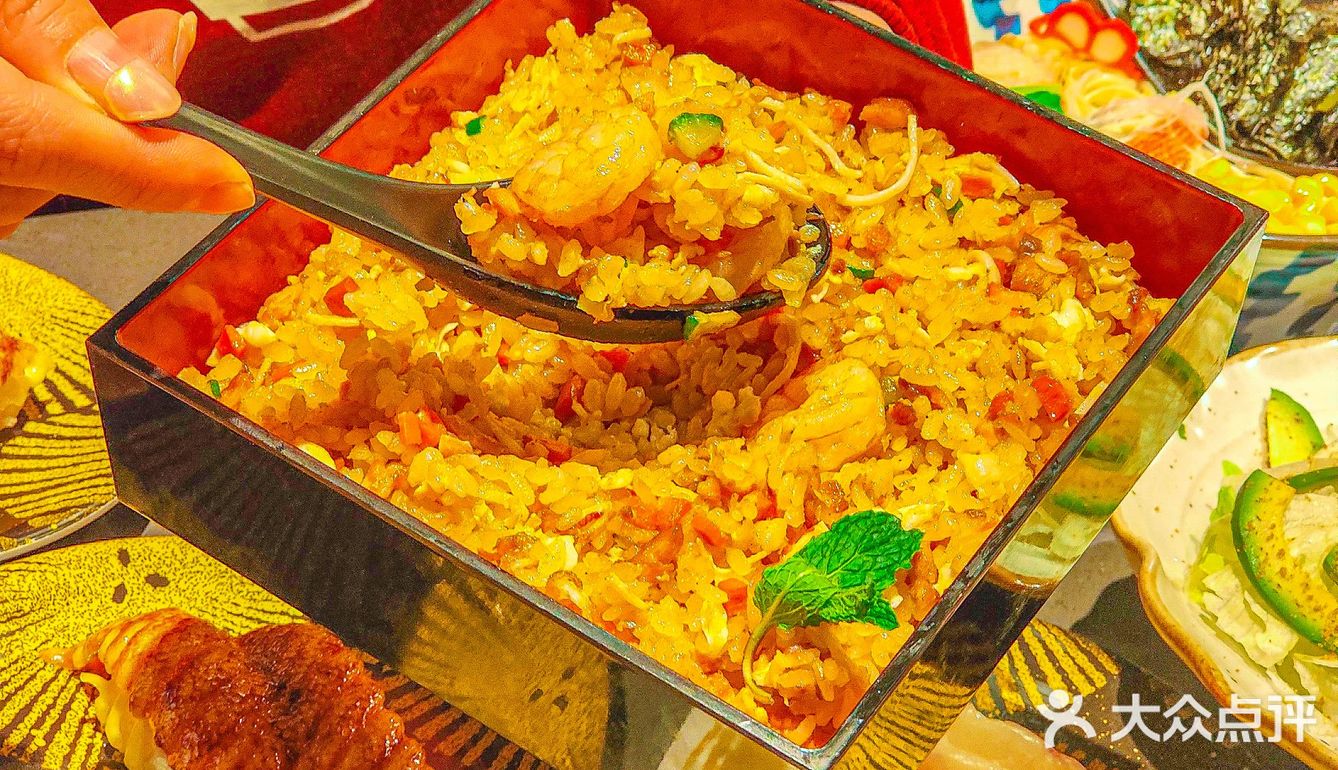 在大连吃旋转寿司还得看小乔 