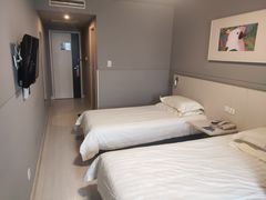 -白玉兰商务酒店(沈阳陆军总院店)