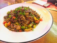 黑松露牛肉炒饭-MR.ROCKY洛奇先生RESTAURANT&BAR(宝安壹方城店)