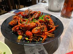 -巴厘龙虾·榜首油焖大虾(音乐学院·沿江酒馆店)