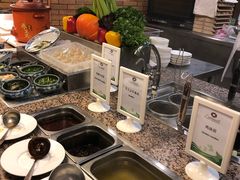 -亮马河饭店翠雅咖啡厅