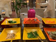 -华邑酒店·鲜艳全日自助餐厅