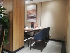 -有红鸡毛店·川菜(建设路店)