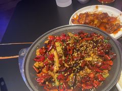 -粉墨特色菜·烧烤音乐酒馆