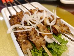 -丝路天山酒店(国际大巴扎店)