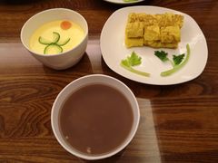 -爱的果实月嫂育婴师(世纪东方店)