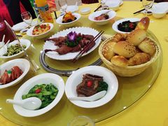 -山明水秀大饭店