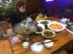 -老唐三下锅 ·张家界地标美食(溪布街店)