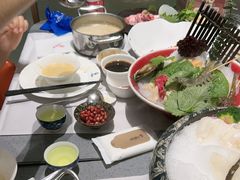 -红鼎豆捞·非遗鲍皇汤火锅(宝丰路店)