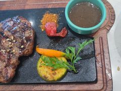 -西语炭烧牛排·西厨(滨湖万科里店)