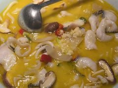 -蜜桃餐厅·伴山(绿宝广场店)