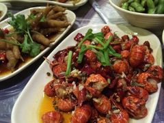 -巴厘龙虾·榜首油焖大虾(音乐学院·沿江酒馆店)