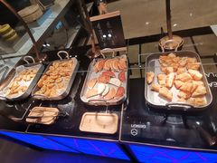 自助取餐区-夏阳湖皇冠假日酒店-自助餐厅