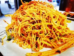 -故乡家韩国料理(丹东街店)