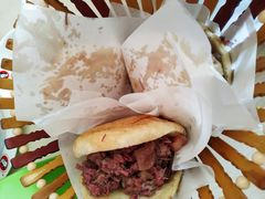 -闫家驴肉老店(华电一校店)