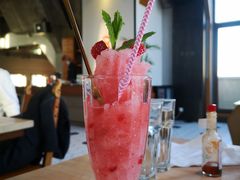 草莓沙冰-LENBACH兰巴赫西餐啤酒坊(大连东港店)