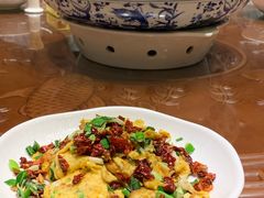 -湘潭九龙鱼头店(城南西路店)