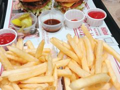 -The Habit Burger Grill 哈比特汉堡(爱琴海店)